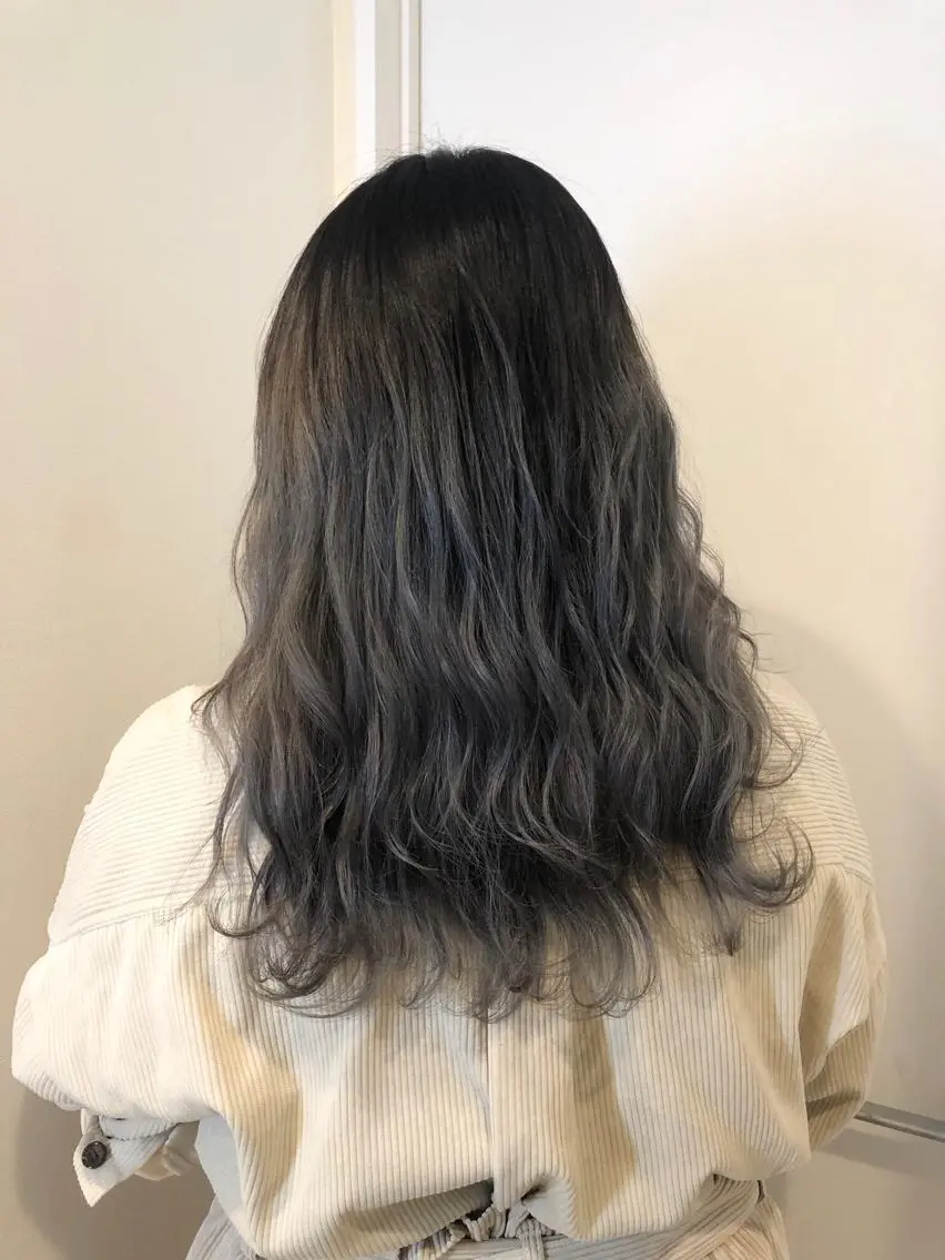 セミロング カラー ダブルカラー グラデーションカラー ヘアカラー トリートメント 🧡艶髪/エクステ 🫧🧡YUKI❄️のヘアスタイル