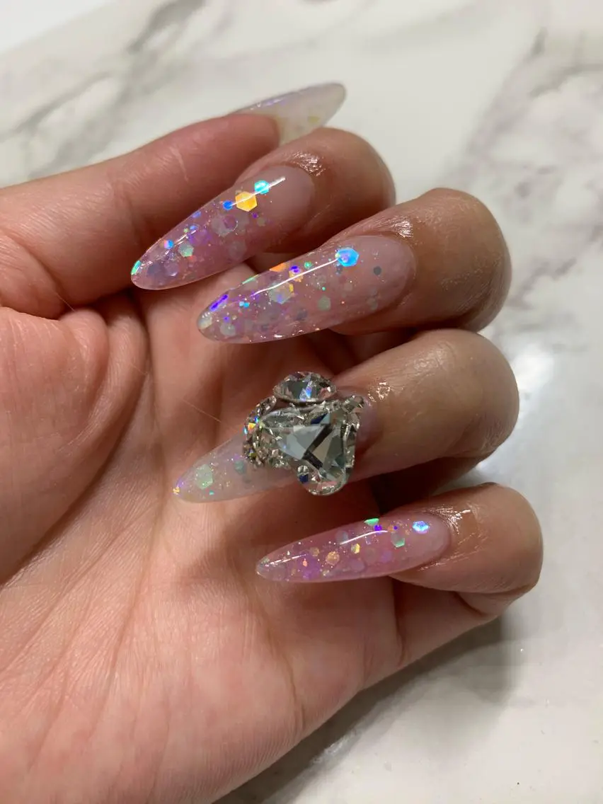 ネイル ハート ショートネイル ストーンネイル Nail Salon Momoのネイルデザイン