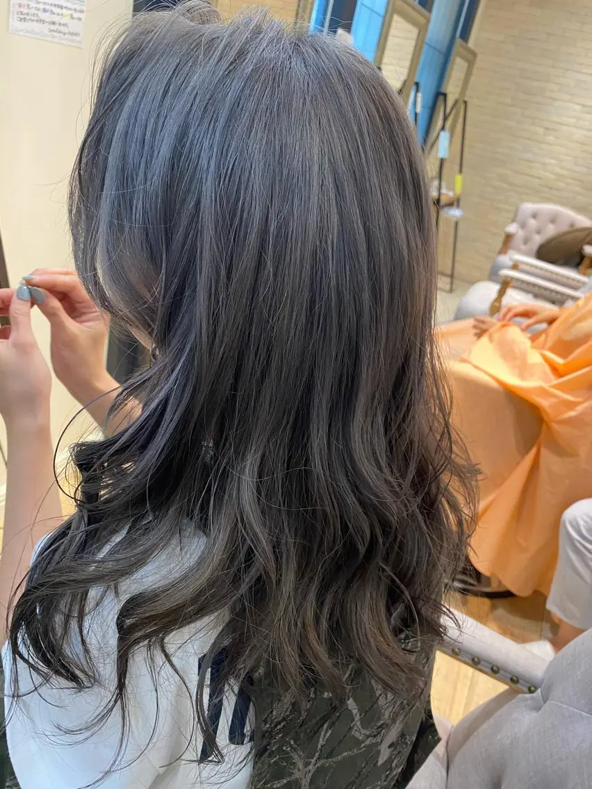 セミロング ヘアカラー トップスタイリスト/ アユミのヘアスタイル