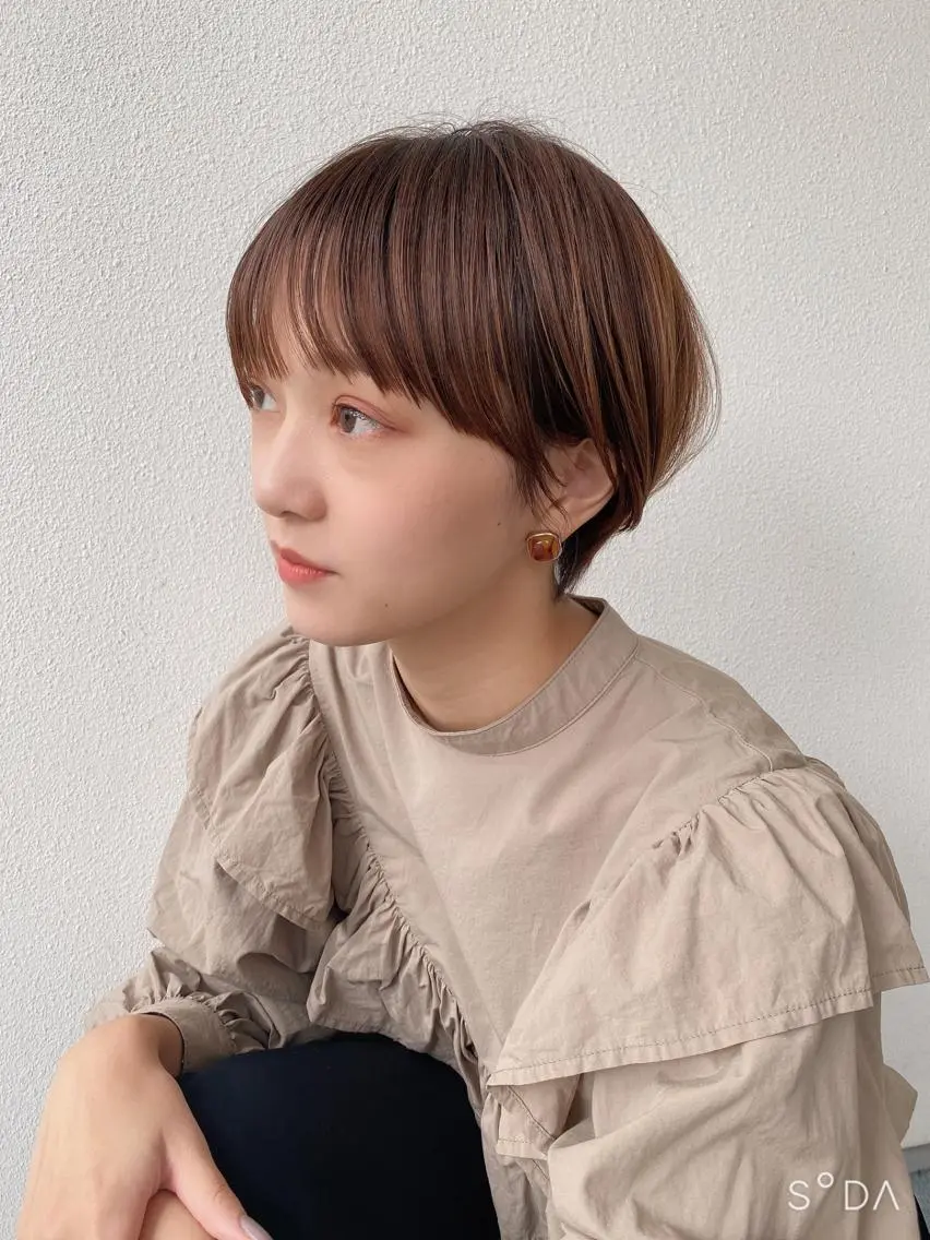 ショート e rikaのヘアスタイル