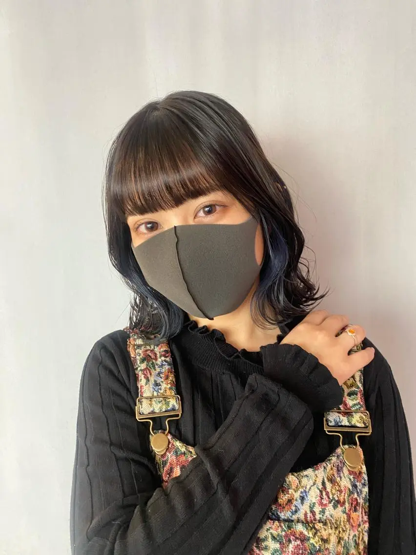 ミディアム カラー カット ヘアカラー トリートメント TAI透明カラー 柔らかい縮毛矯正のヘアスタイル