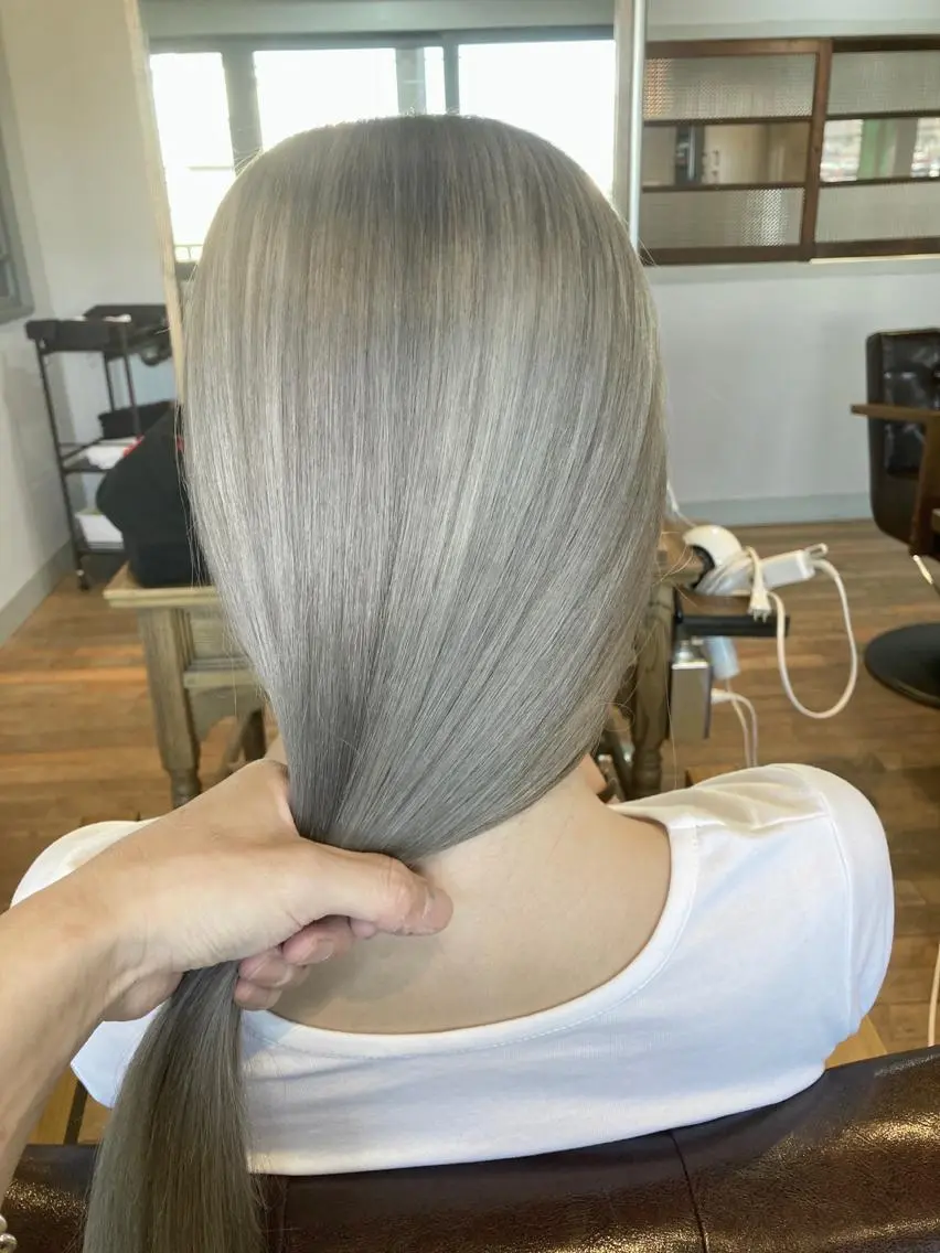 ロング カット 縮毛矯正 タカツド ユウキのヘアスタイル