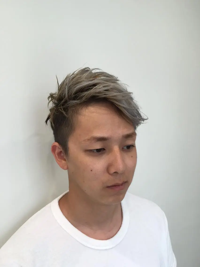 メンズ メンズブリーチ メンズハイトーン クロスパーマ松永裕久 似合わせカットのヘアスタイル