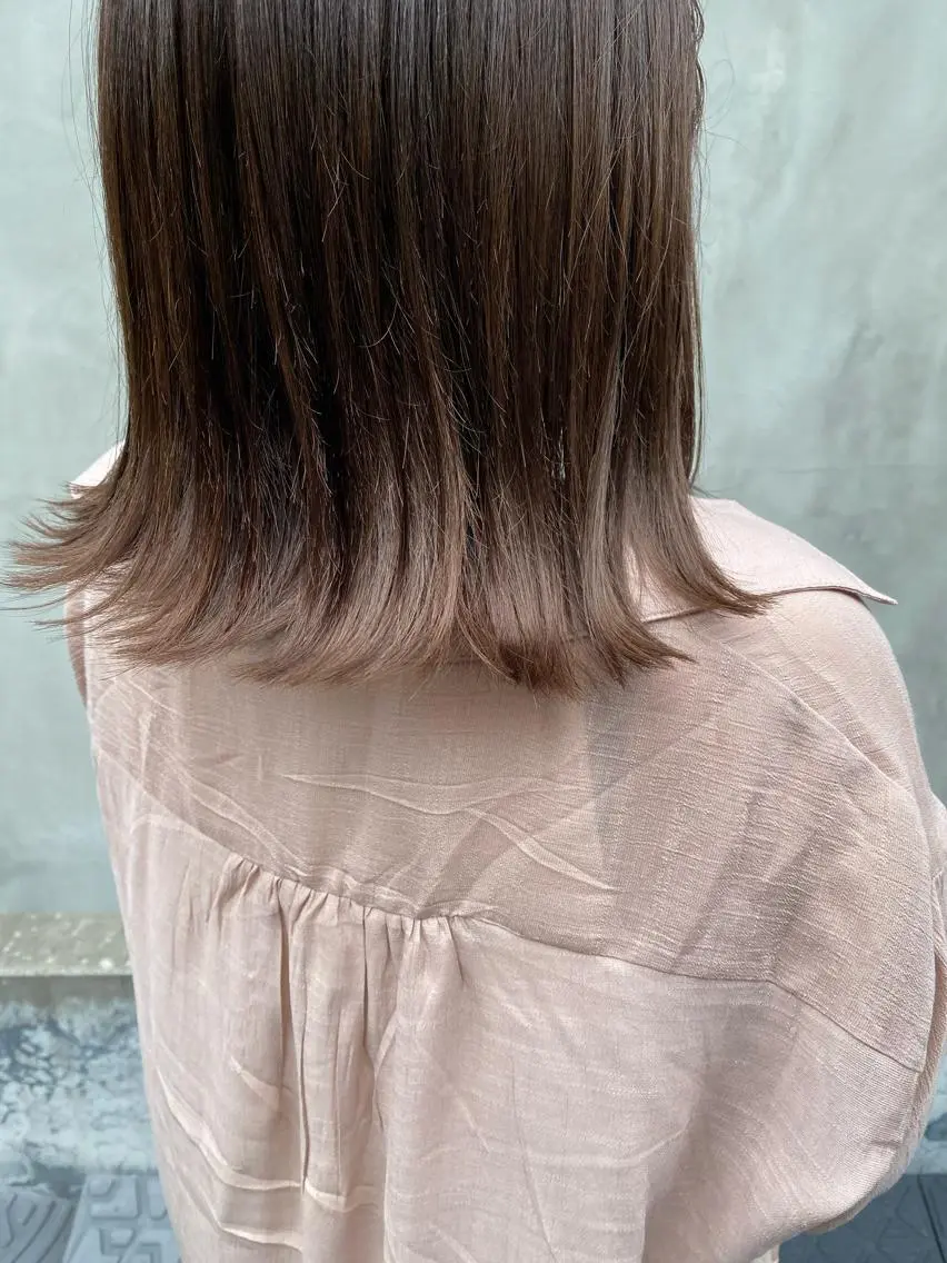ミディアム カラー パーマ ヘアアレンジ メンズ キッズ ネイル マツエク・マツパ グラデーションカラー グレージュ グラデーション インナーカラー/ KANAのヘアスタイル