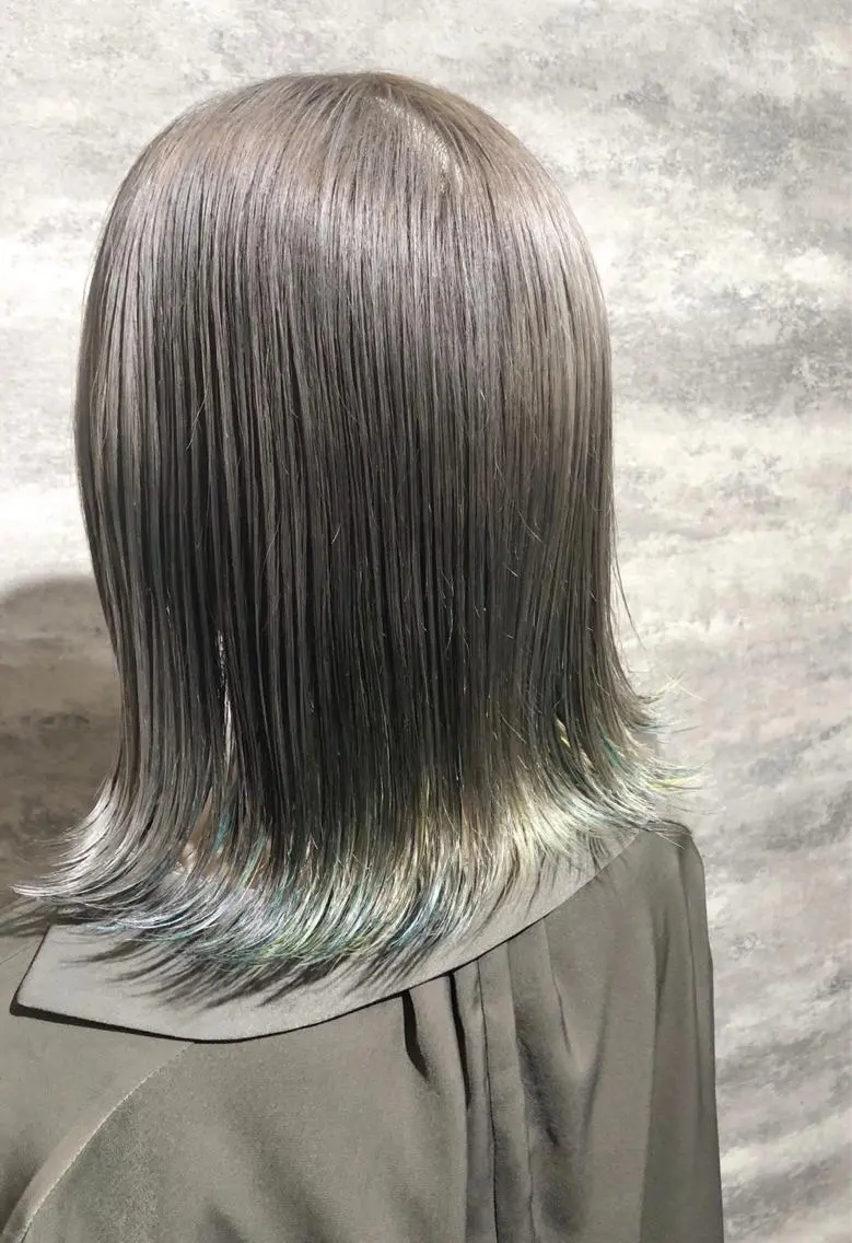 ミディアム カラー シルバー ホワイトシルバー 🫟Blanco🫟 Color&Careのヘアスタイル