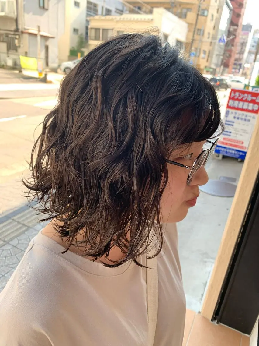 ミディアム パーマ ミディアムパーマ yoshi （髙橋）のヘアスタイル