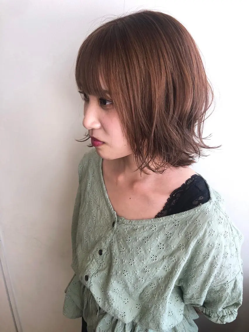ショート カラー カット トリートメント MIOベージュカラー 柔らかいカラーのヘアスタイル