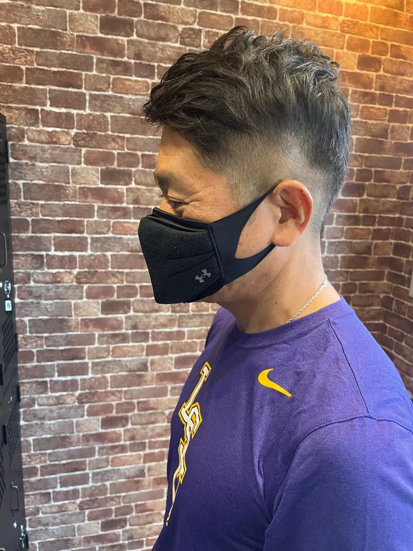 ミディアム カラー パーマ ヘアアレンジ メンズ キッズ ネイル マツエク・マツパ アイブロウ ミディアムパーマ メンズハイライト メンズパーマ ブラウンカラー ケアカラー 久木原 ゆりのヘアスタイル