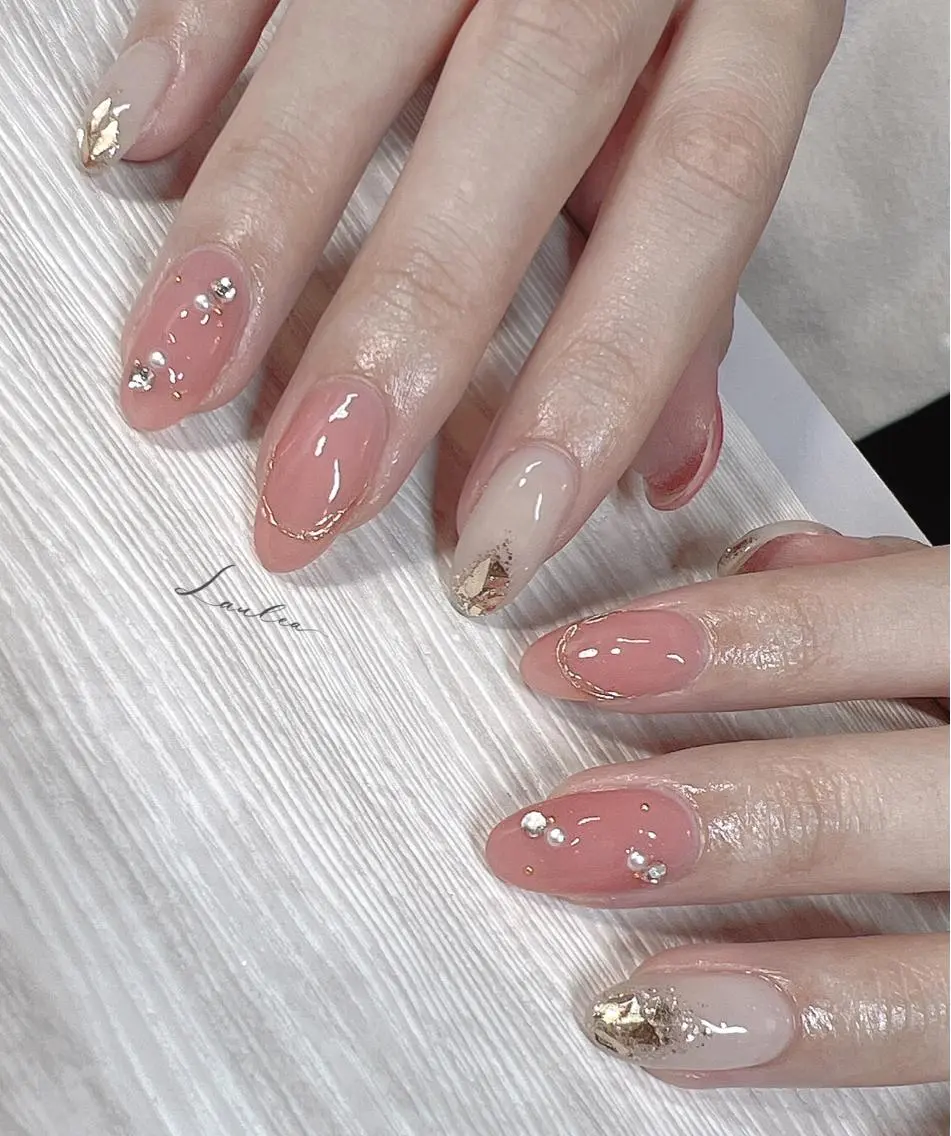 ネイル フットネイル 韓国ネイル ハンドネイル nail salon Lauleaのネイルデザイン