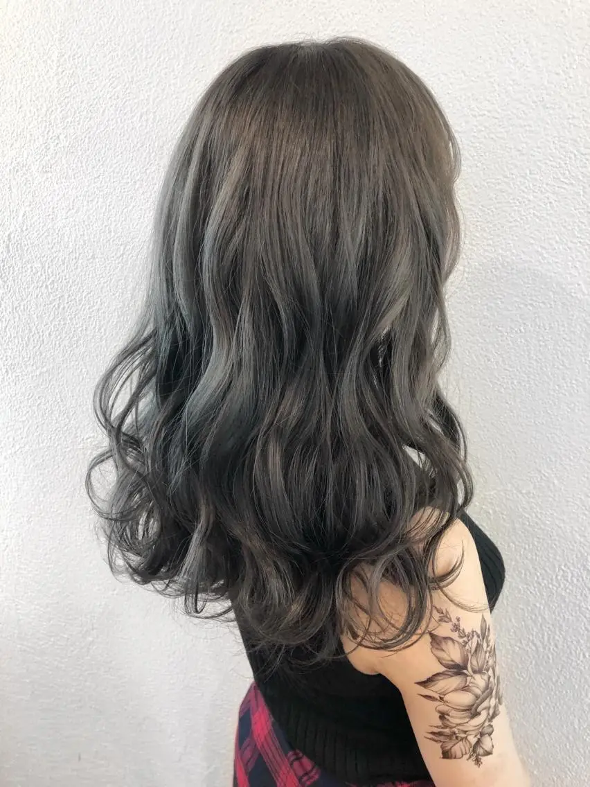 セミロング カラー ダークグレー ダークグレージュ グレージュ カット ヘアカラー 髪質改善特化【荻窪】 RYOTOのヘアスタイル