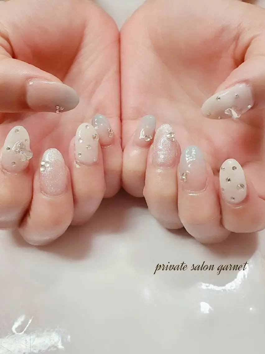 ネイル ガーリー ワンホンネイル Garnet nailのネイルデザイン
