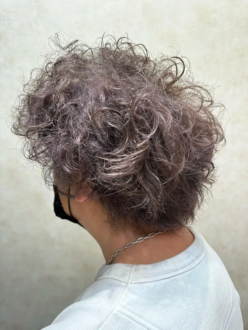 カラー メンズ アメイジングヘアー 千歳店 福嶋のヘアスタイル
