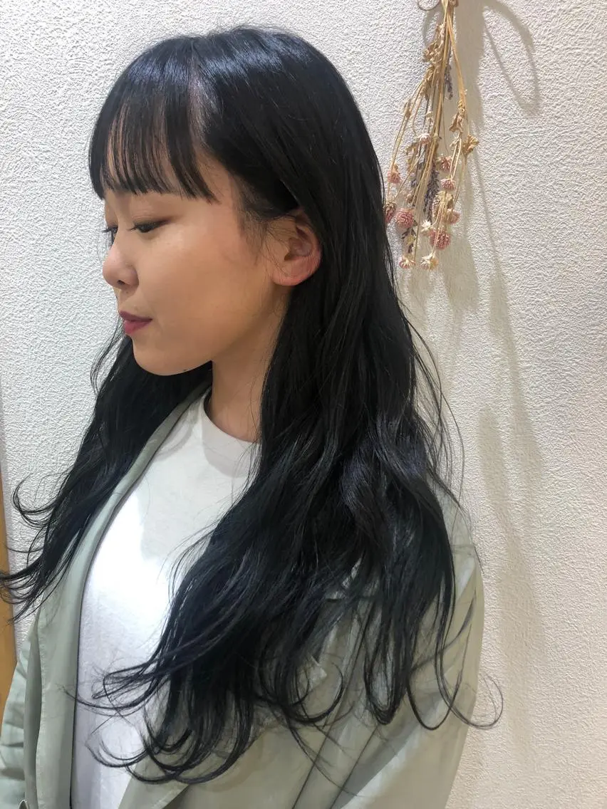 ロング カラー エクステ/ハイトーン /インナー礒野朱里のヘアスタイル