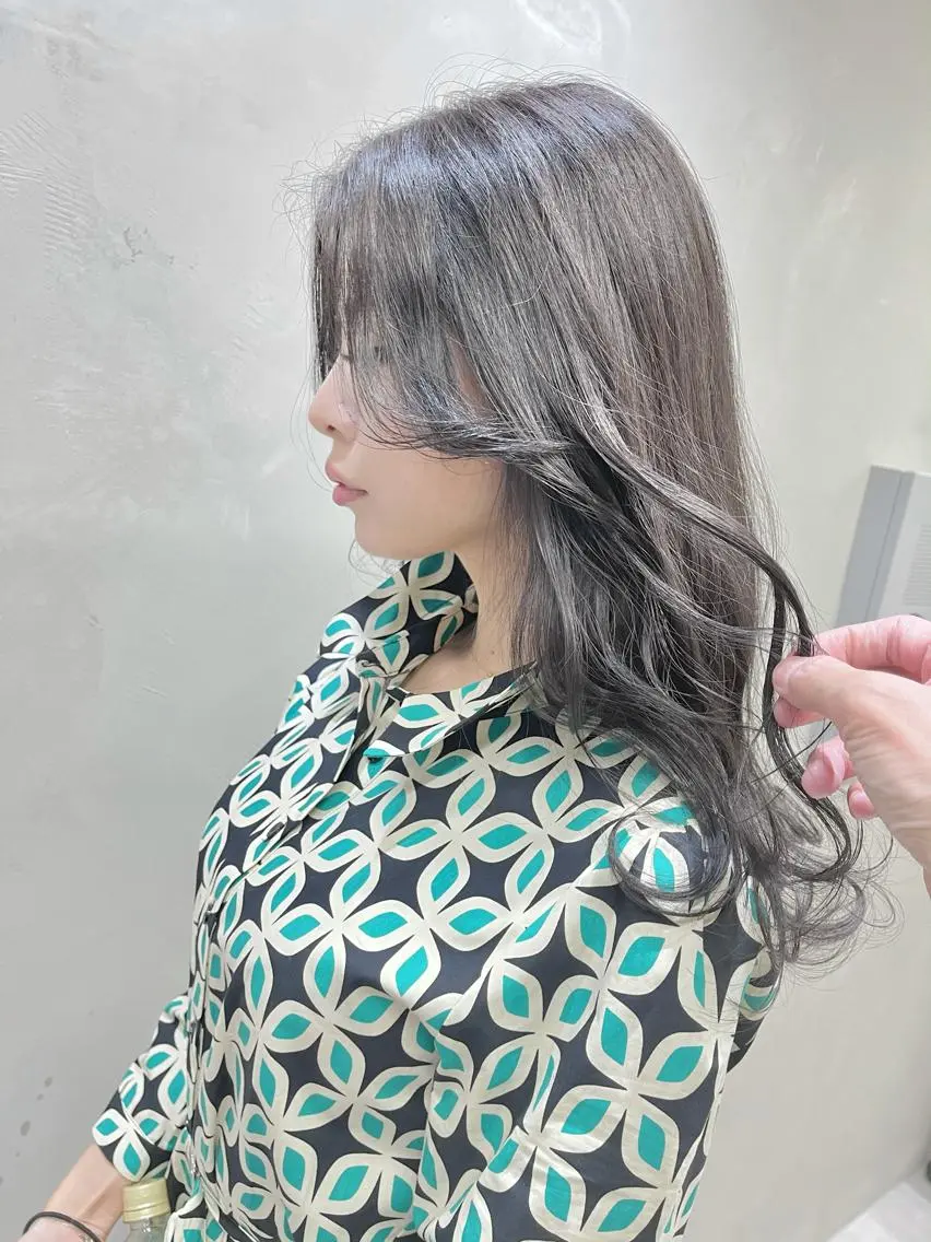 ロング カラー パーマ ヘアアレンジ アディクシーカラー グレージュ ラベンダーカラー ラベンダーグレージュ ラベンダーグレー ヘアカラー トリートメント 縮毛矯正/美髪 髪質改善/石田幸輔のヘアスタイル