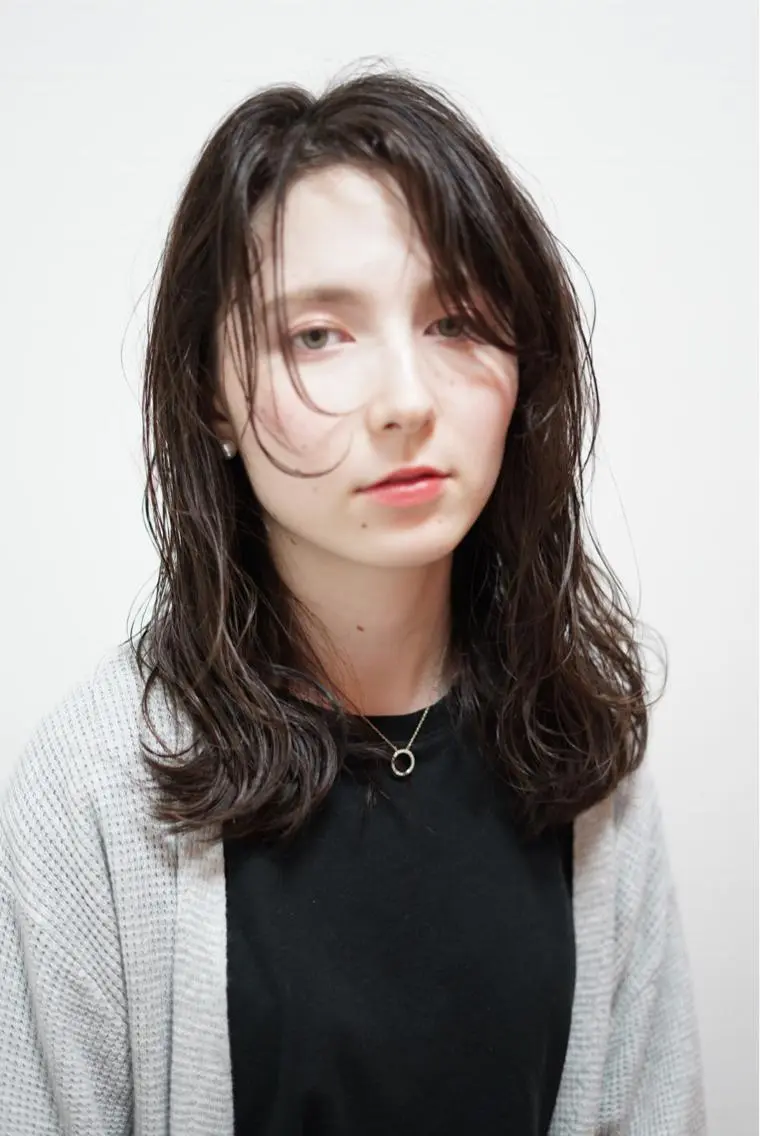 セミロング カラー 🟦髪質改善6年 💊YAMAMOTOのヘアスタイル