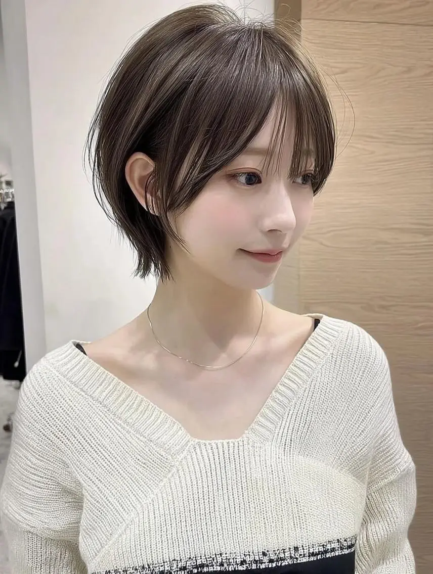 ショート ヘアアレンジ 髪質改善 韓国風ヘア レイヤーカット 似合わせカット シースルーバング カット ヘアカラー Ayumu /京都/西院のヘアスタイル