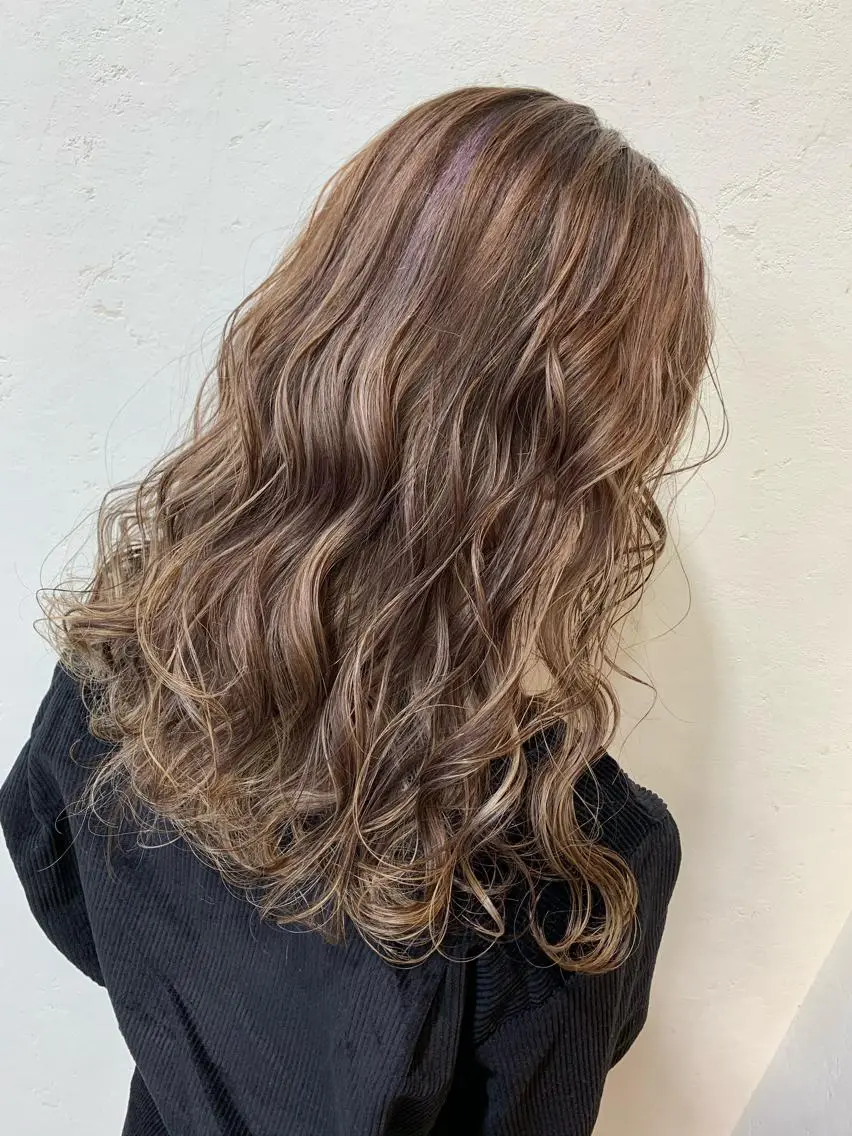 セミロング カラー ヘアカラー トリートメント 天野 開のヘアスタイル