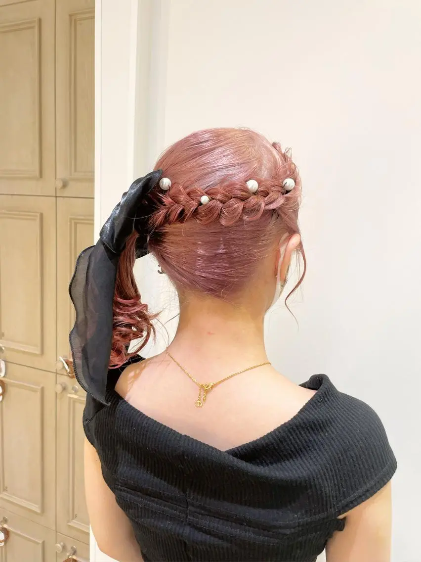 セミロング ヘアアレンジ シールエクステ横浜 🐏☁️miminaのヘアスタイル