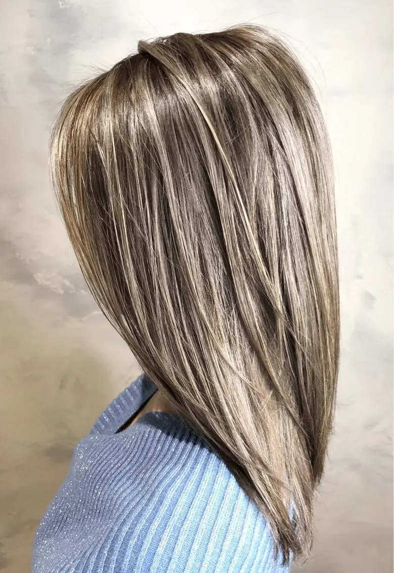 セミロング カラー ブリーチ ハイライトカラー ハイトーンカラー ハイライト biscohair 髪にドラマを。のヘアスタイル