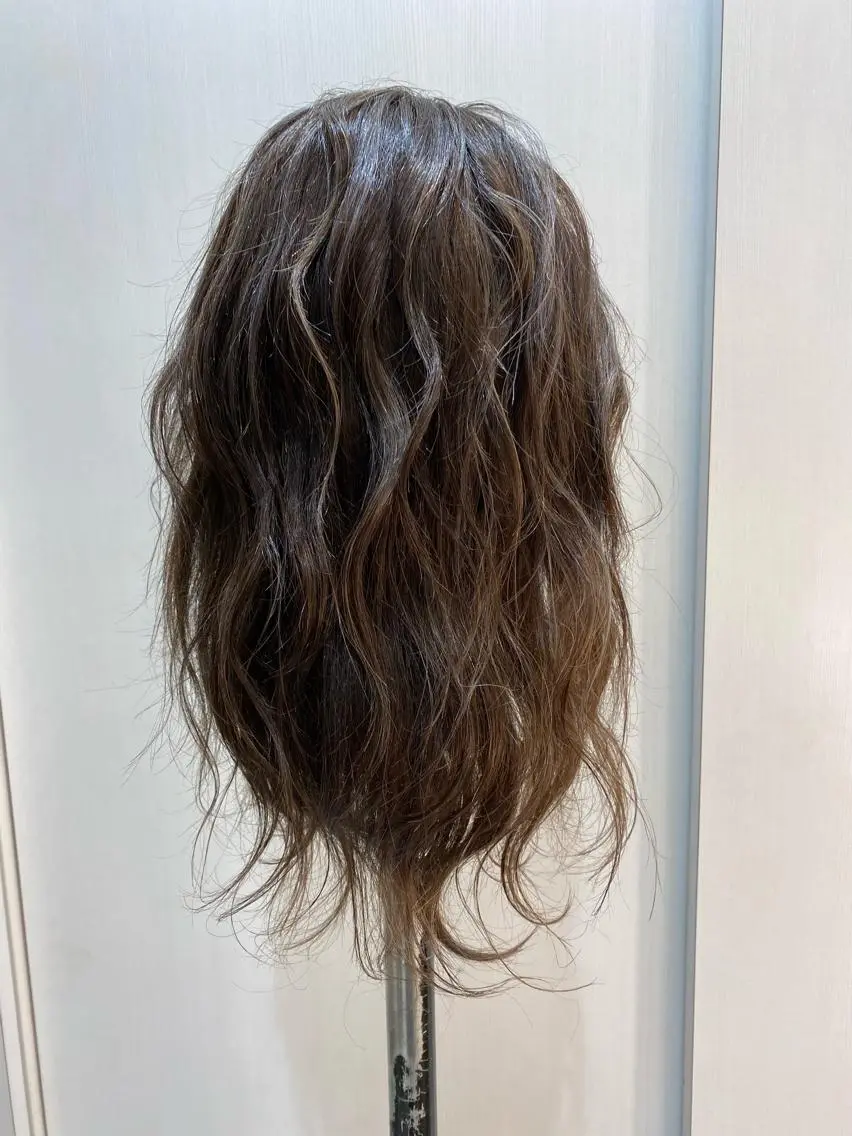 ロング カラー 田谷 夏生のヘアスタイル