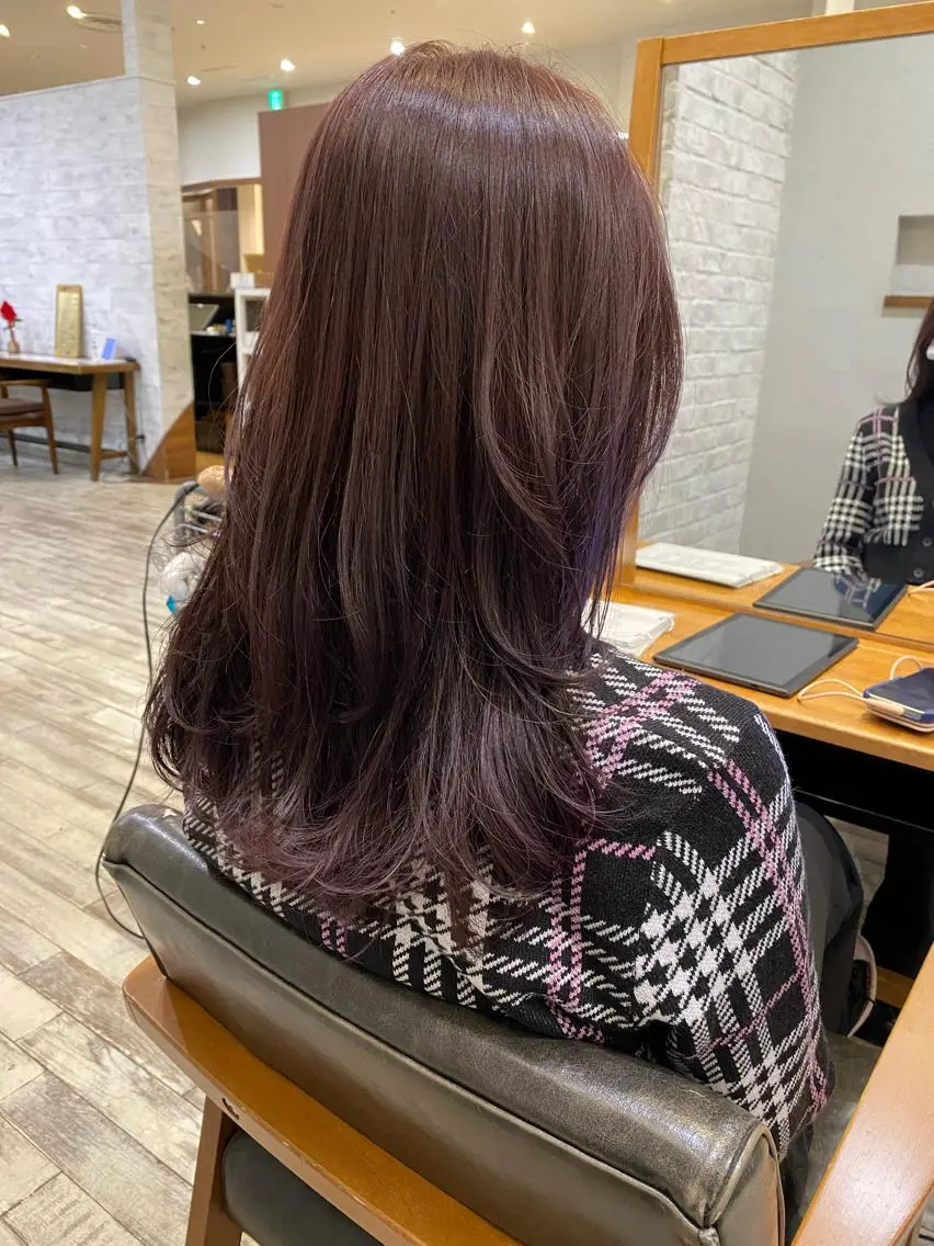 ロング レイヤーカット 栗原 瑞稀のヘアスタイル
