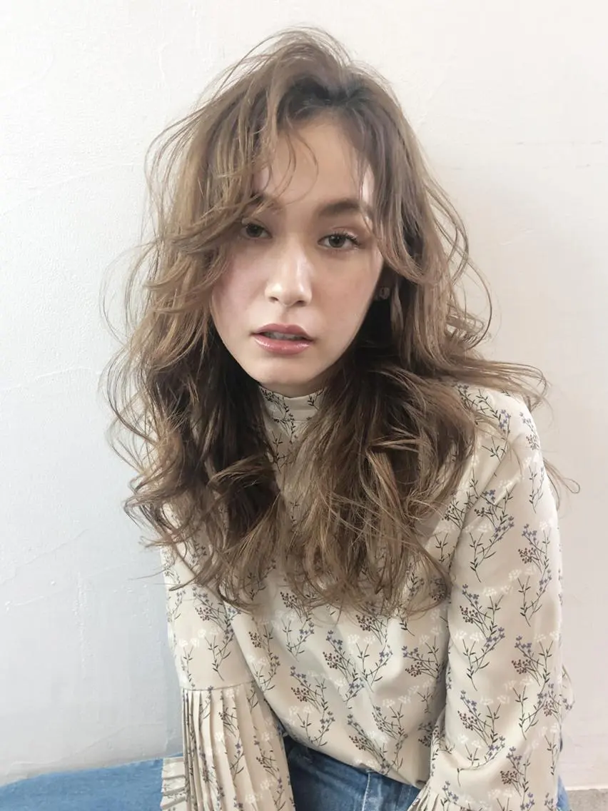 ロング カラー パーマ ヘアアレンジ ロング ITbyALBUM 中野店のヘアスタイル