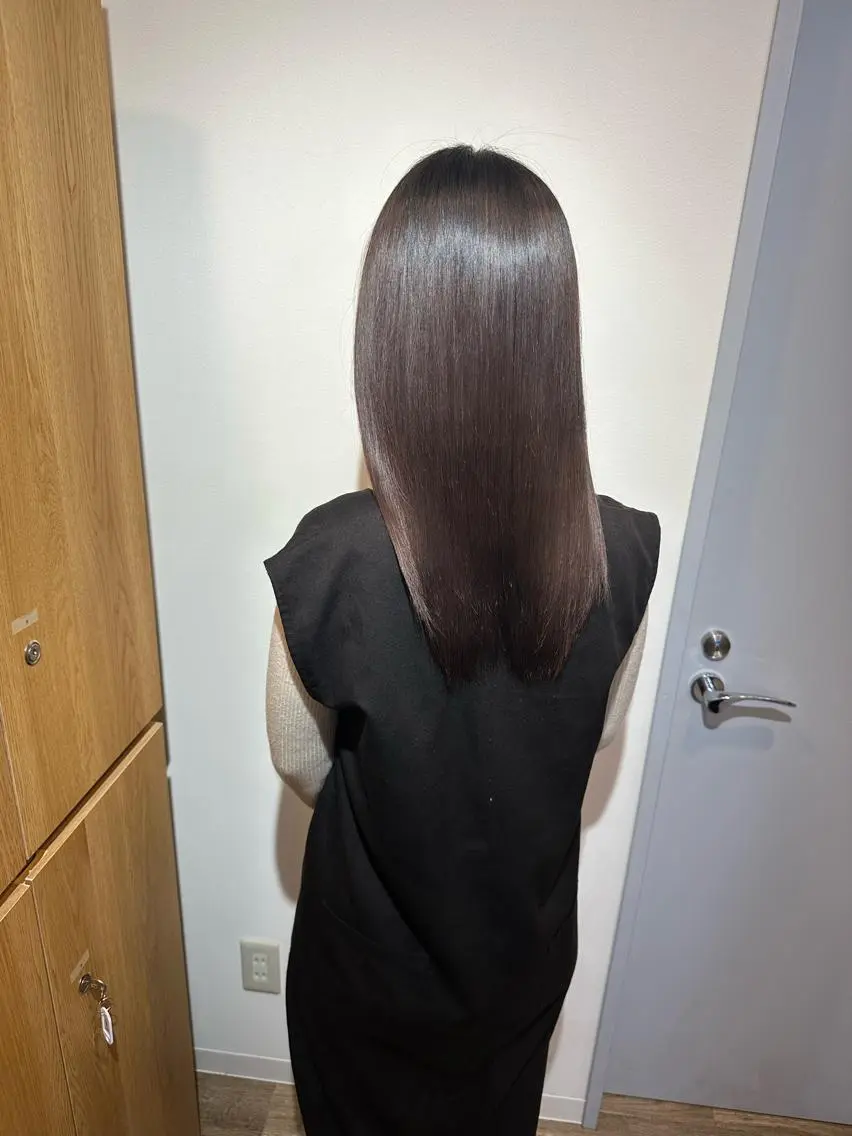 ロング ボブ ハイライト 髪質改善 カット ヘアカラー トリートメント 山下 祐輝のヘアスタイル