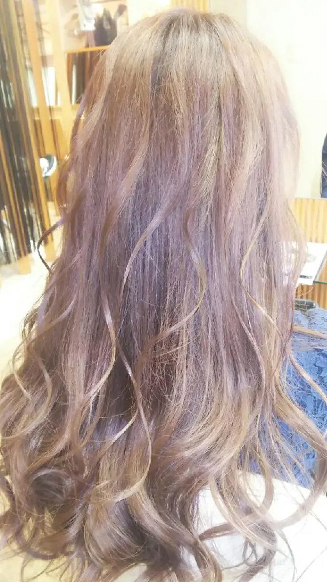 カラー ロング ピンクカラー 脇田 雄大のヘアスタイル