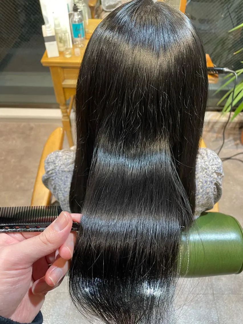 ロング トリートメント 美髪 透明感カラーSotaのヘアスタイル