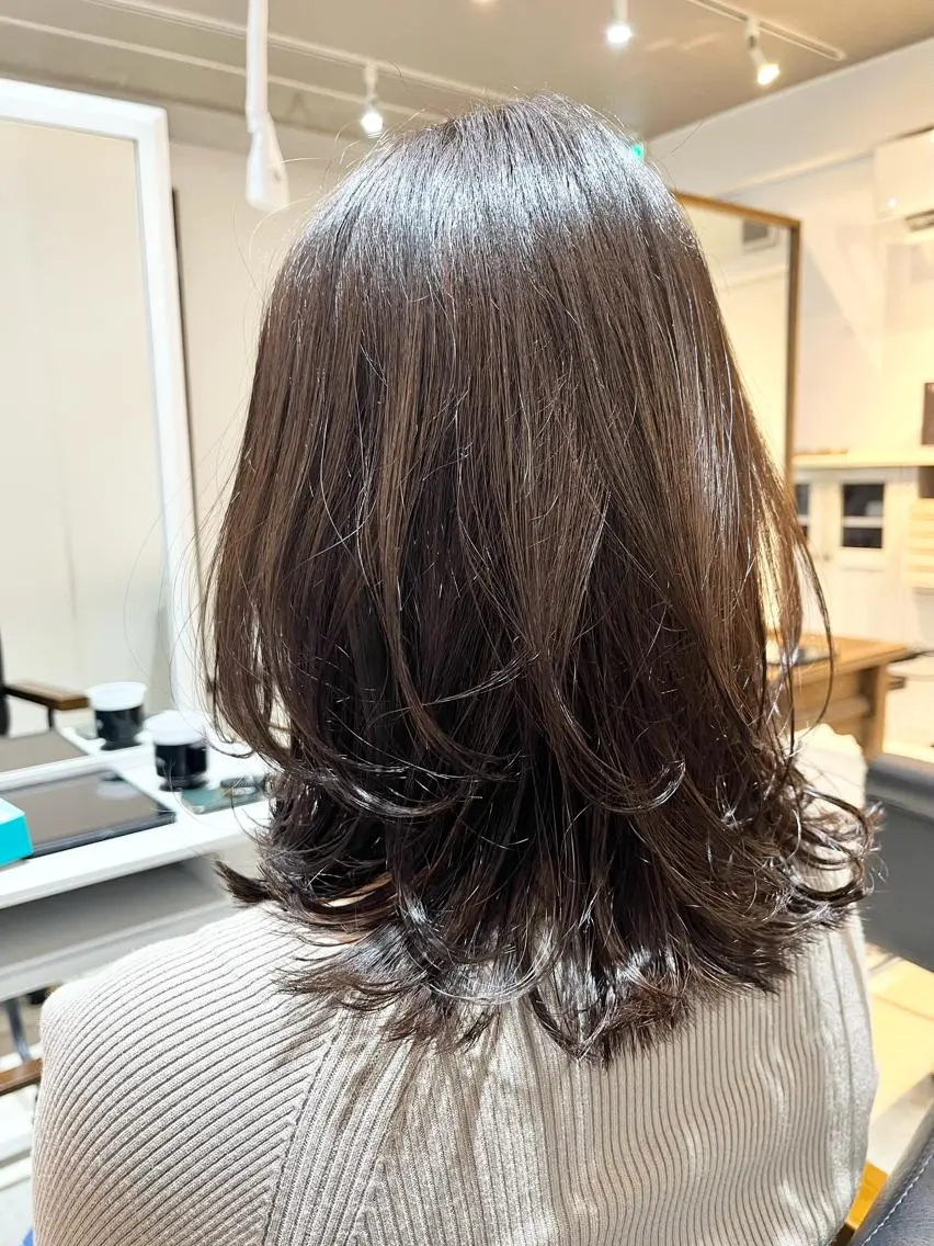 ミディアム 顔周りカット ウルフカット aletta 大森町のヘアスタイル