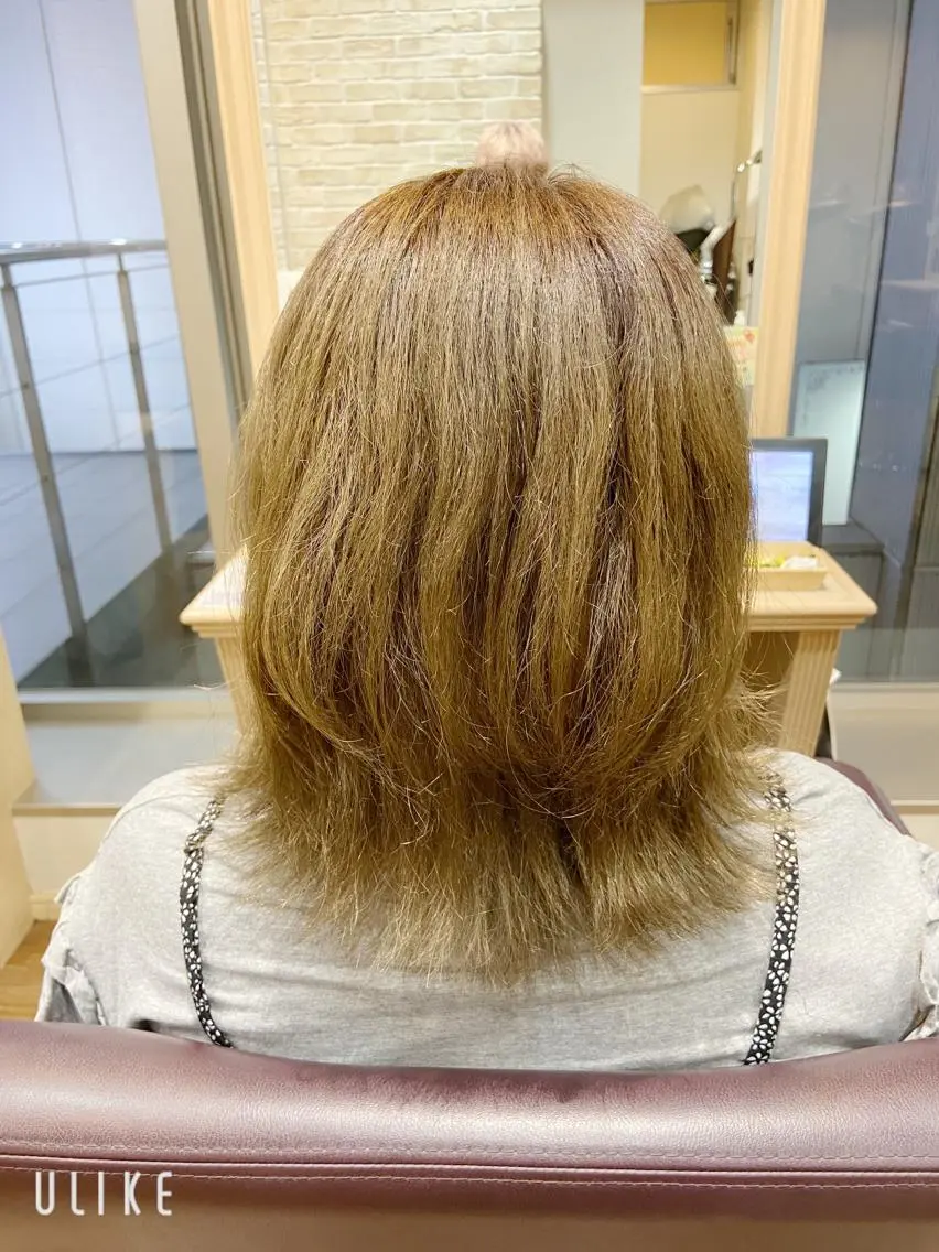 ミディアム コバヤシ ユウスケのヘアスタイル