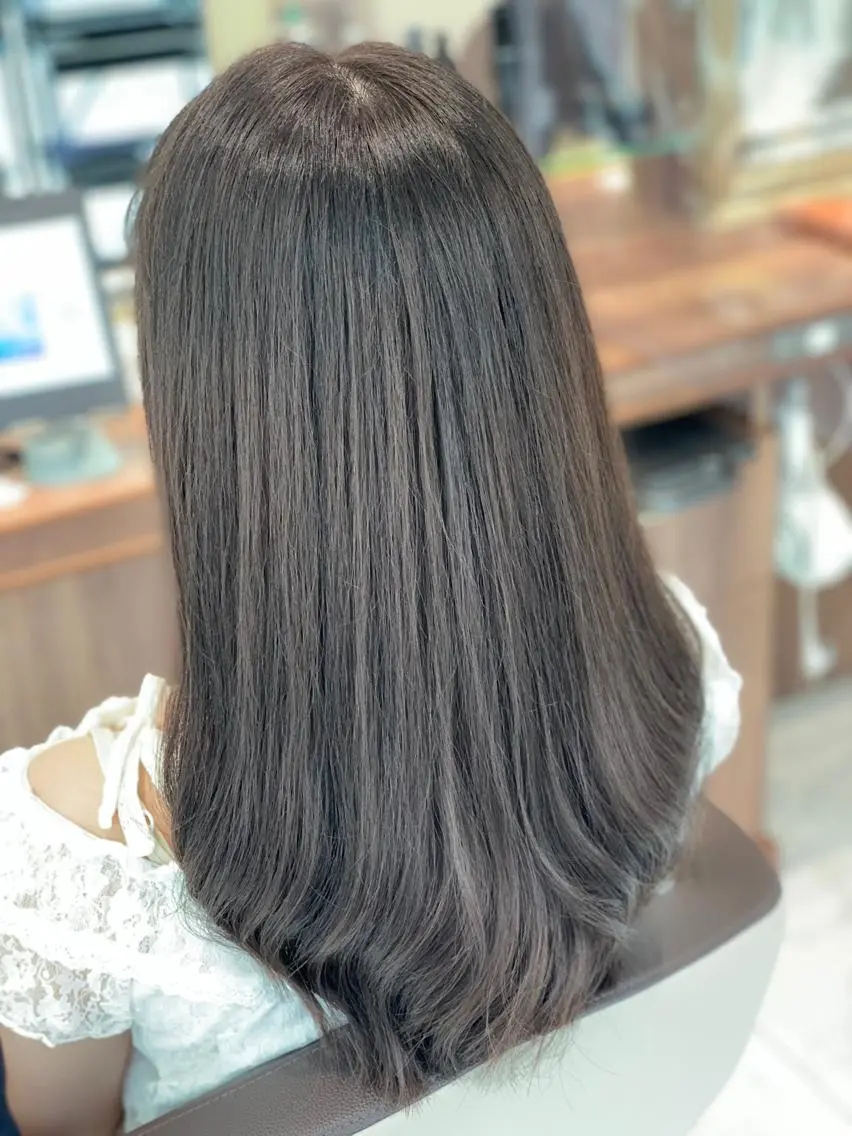 ロング カラー midori osawaのヘアスタイル
