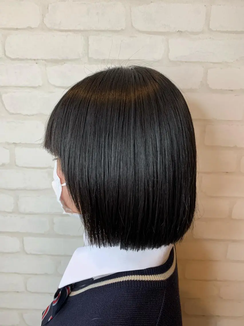ミディアム 縮毛矯正 秋葉 万柚子のヘアスタイル