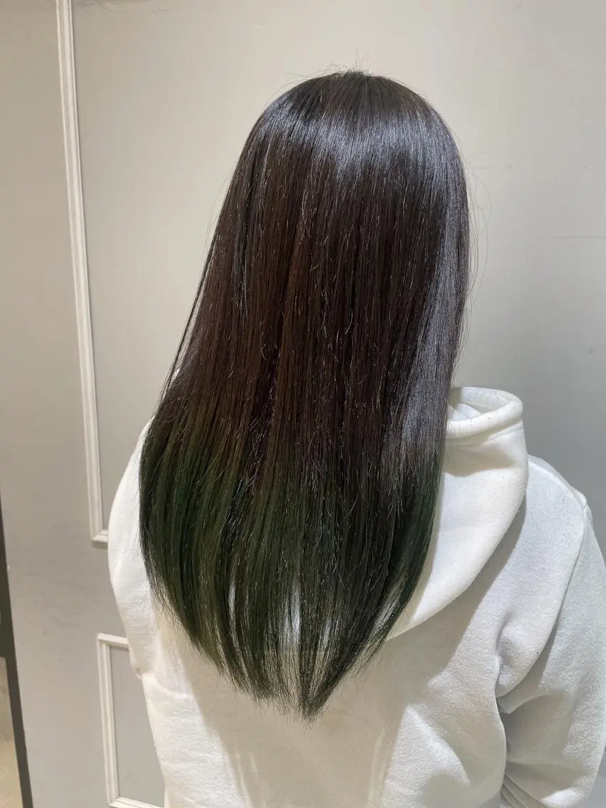 セミロング カラー グラデーションカラー ヘアカラー トリートメント 🦖鶴岡 香純🦖のヘアスタイル