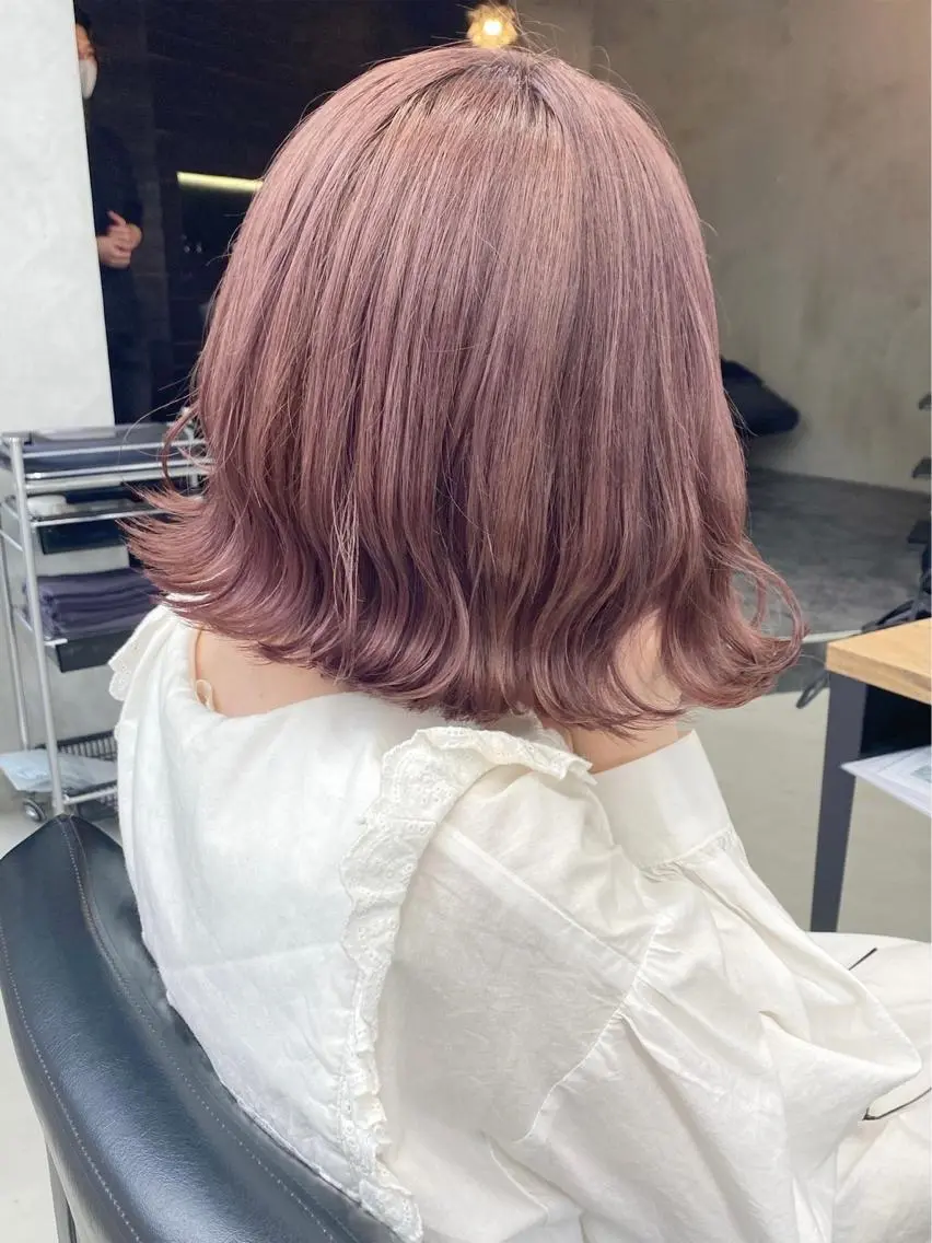 ミディアム カラー ヘアアレンジ ピンクカラー カット ヘアカラー トリートメント 🧸艶々韓国ヘア 🧁mizunaのヘアスタイル