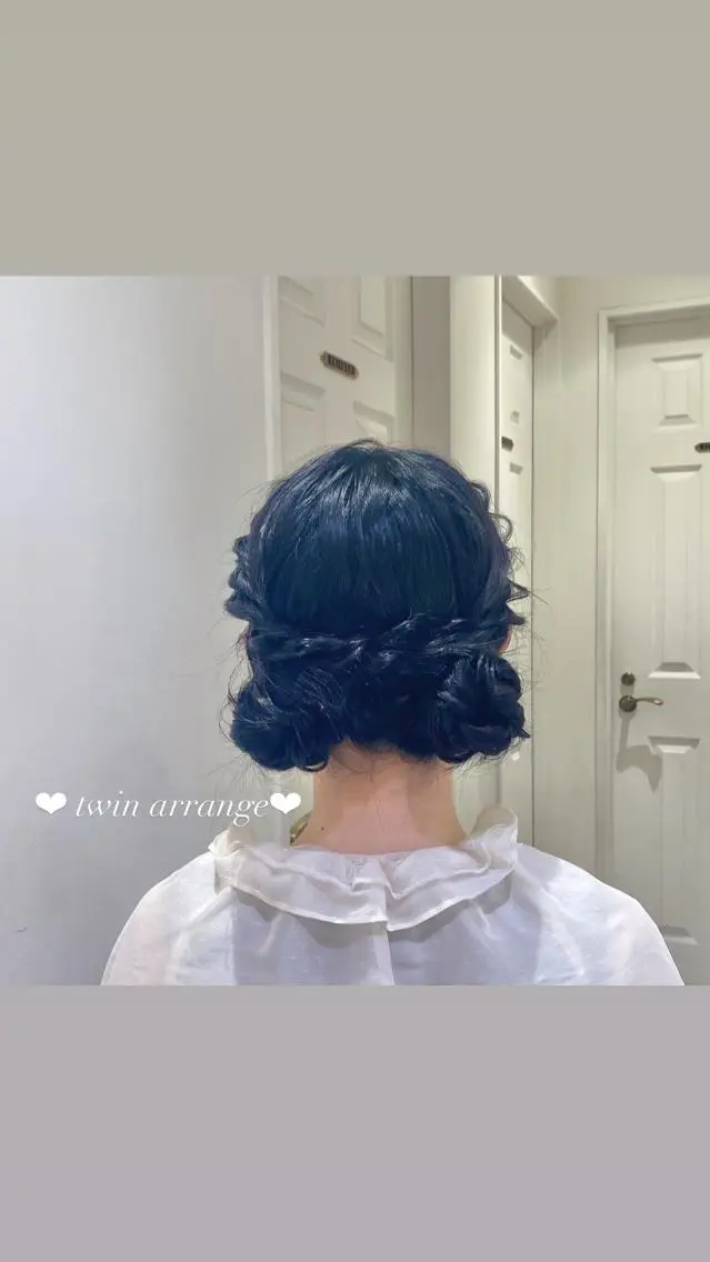 ヘアアレンジ お団子ヘア エクステ🎀 暖色カラー🎀amiのヘアスタイル