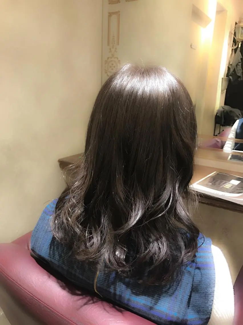 ミディアム カラー ヘアアレンジ ブルーカラー ブルージュ ハイライトカラー ハイライト 🌈髪質改善💕 縮毛矯正✨青木まで✨のヘアスタイル