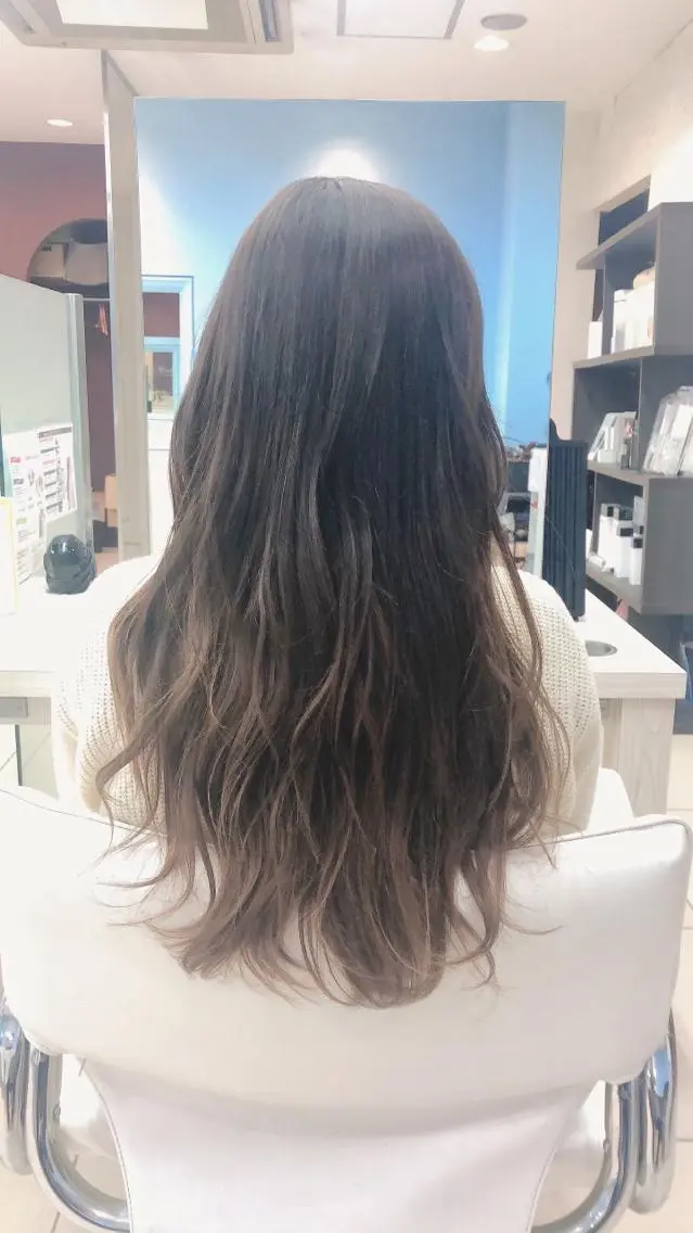 ロング 6月予約解放🐱 櫻庭梢のヘアスタイル