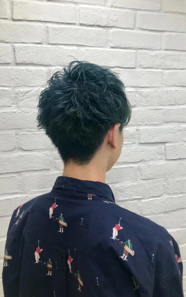 ショート カラー メンズ メンズブリーチ ブリーチ ショートヘア相談所✨ 澤里大のヘアスタイル