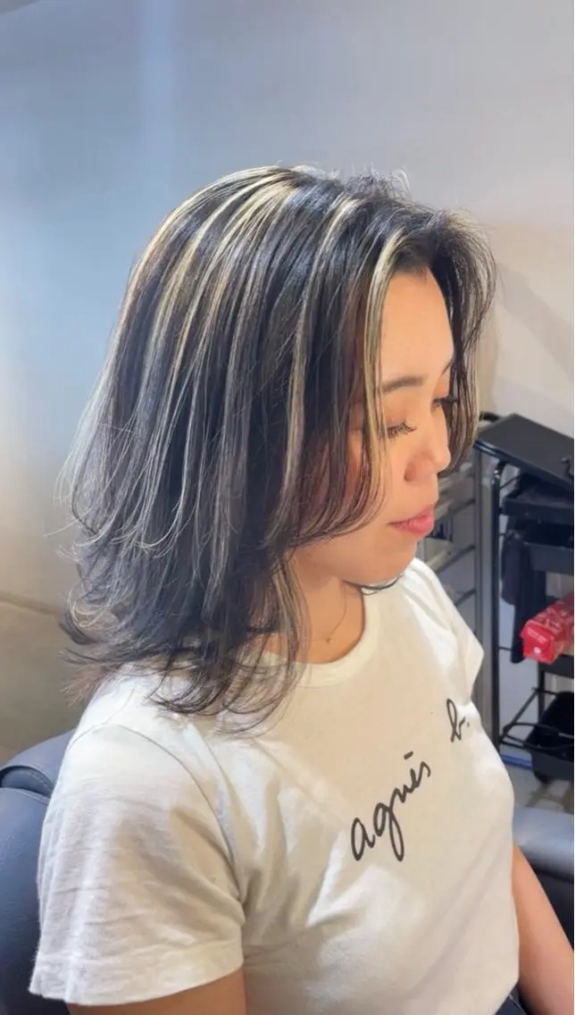 ミディアム カラー ハイライトカラー ハイライト レイヤーカット カット ヘアカラー トリートメント 🌈NESTA minami🌈のヘアスタイル