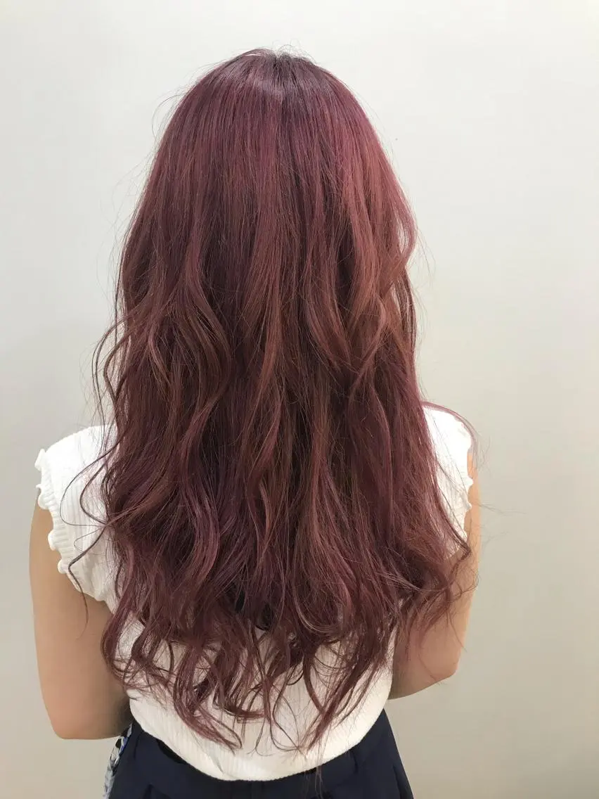 カラー ブリーチ ピンクカラー 吉岡 智行のヘアスタイル