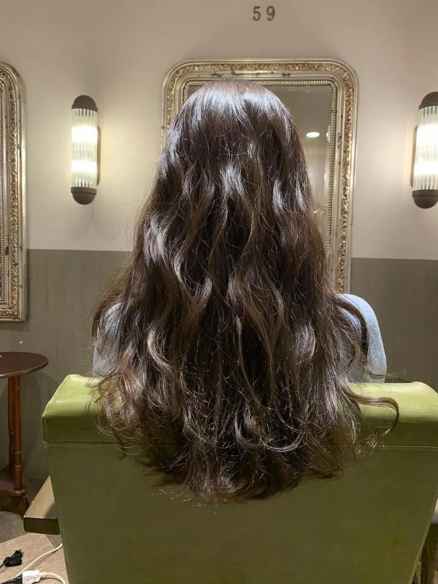 ロング カラー 韓国スタイル🇰🇷 annaのヘアスタイル