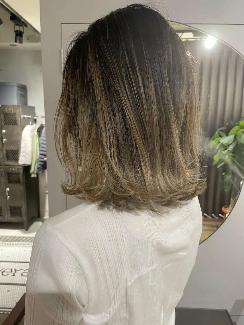 ショート ボブ ハイライト レイヤーカット 上品な大人レイヤー 🍀渋谷🍀濱口敬太のヘアスタイル