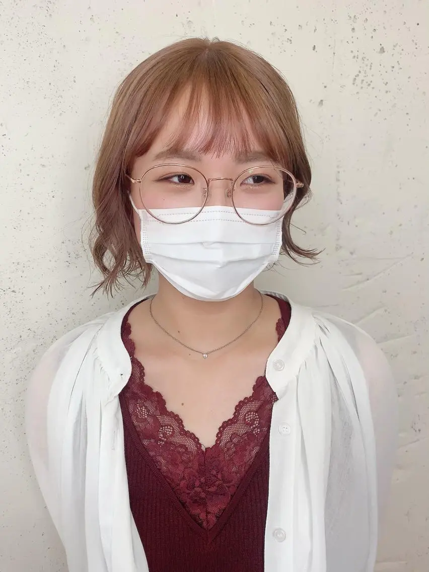 ショート カラー 透明感ハイトーン🦄 キラ🌈のヘアスタイル