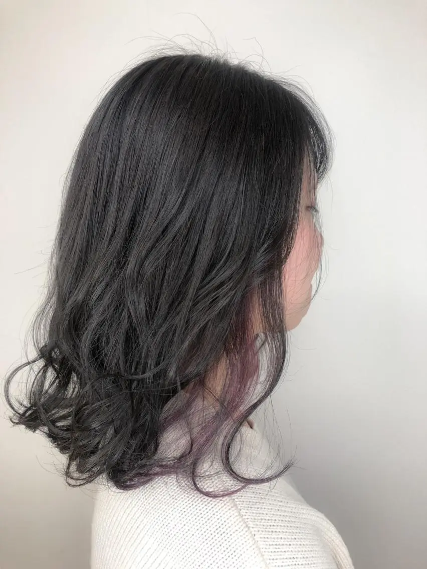ミディアム カラー イヤリングカラー パープルカラー 【透明感、艶髪】西村 有司のヘアスタイル