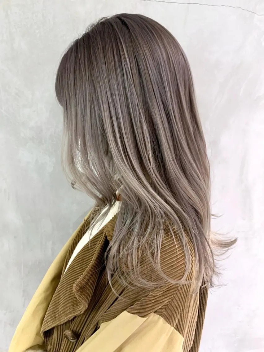 ロング カラー パーマ ヘアアレンジ グレージュ ITbyALBUM 八王子店のヘアスタイル