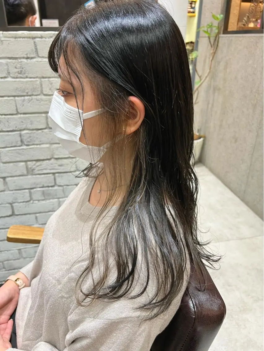 ロング カラー ベージュカラー ブリーチ イヤリングカラー カット ヘアカラー 🌿ニュアンス/髪質 改善🌿Fukudaのヘアスタイル