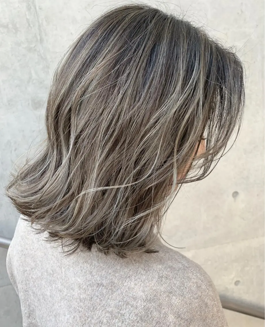 ミディアム カラー box  mico. mutsumiのヘアスタイル