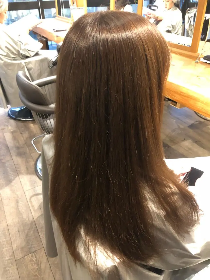 カラー レッドカラー ISHIMORI  のヘアスタイル