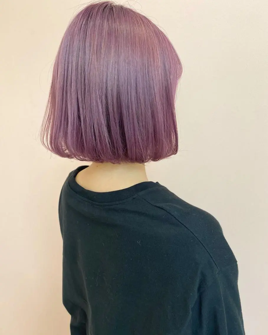 ミディアム カラー ピンクカラー パープルカラー 西本 夏美のヘアスタイル